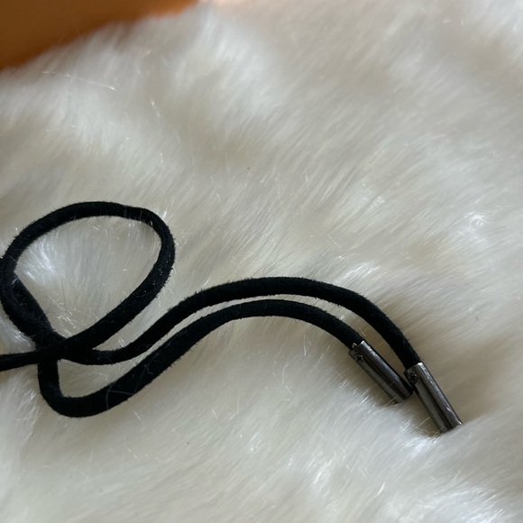 Pointed stiletto black heels - Picture 3 of 11